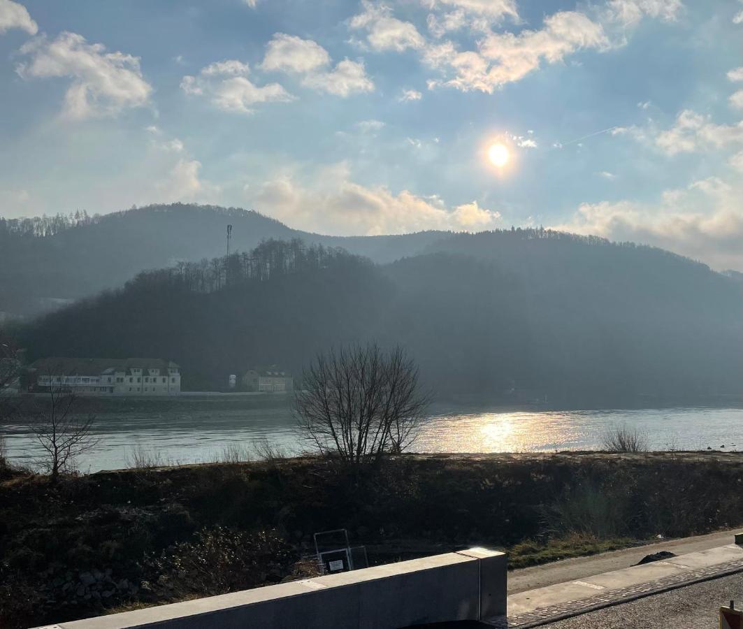 Appartamento Haus-Donau In Der Wachau Aggsbach Esterno foto