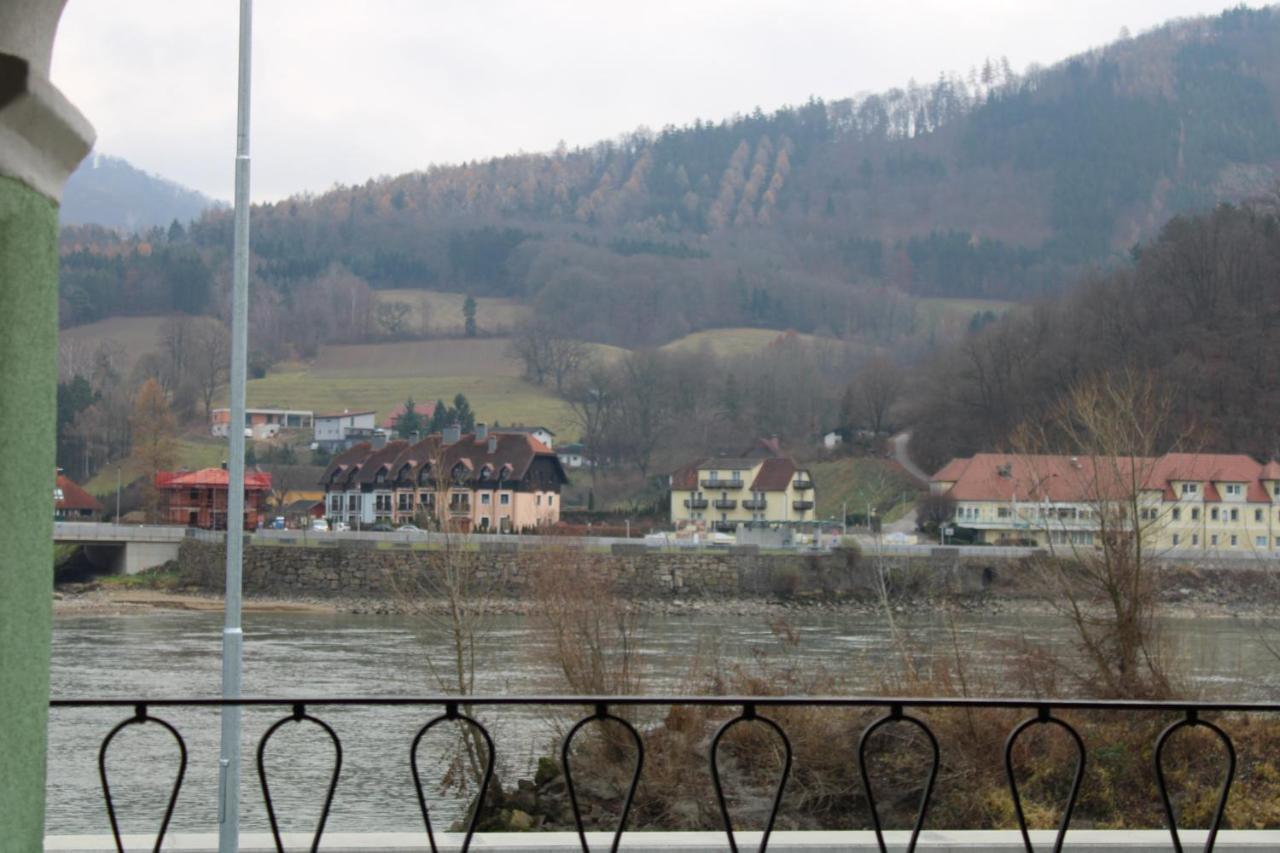Appartamento Haus-Donau In Der Wachau Aggsbach Esterno foto