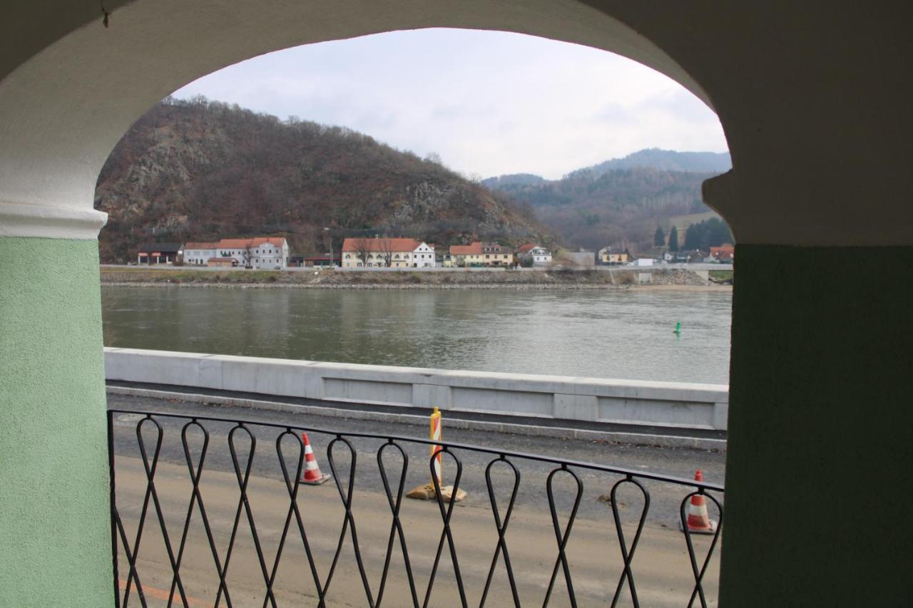 Appartamento Haus-Donau In Der Wachau Aggsbach Esterno foto